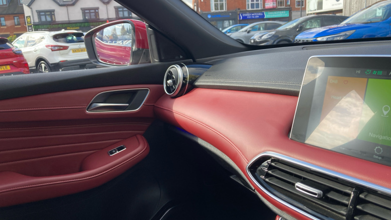 MG Hs 1.5 T-GDI Exclusive 5dr Petrol Hatchback